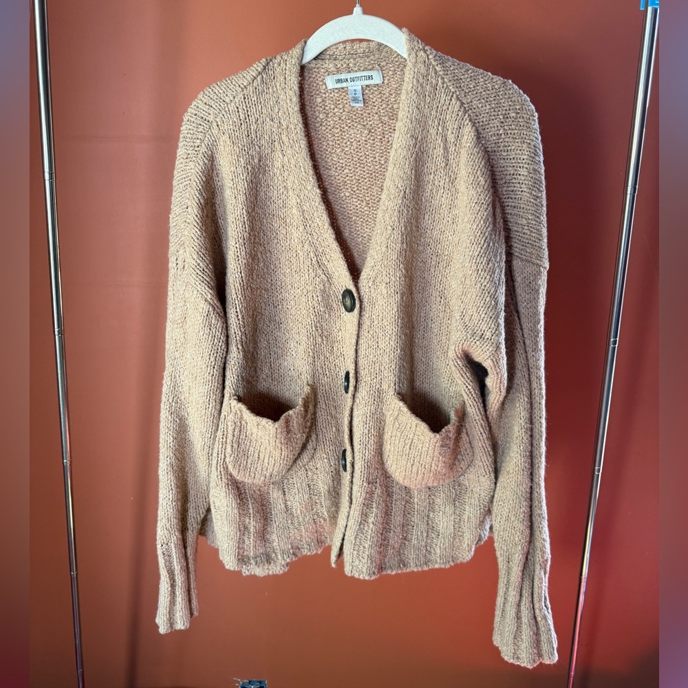 Urban Outfitters Beige Knit Cardigan size s